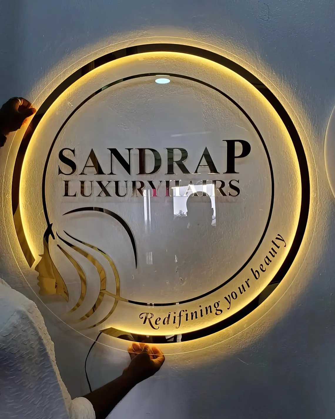 Individuelles LED-Logo-Schild, – Hair Care Logo Bewertung und Preis